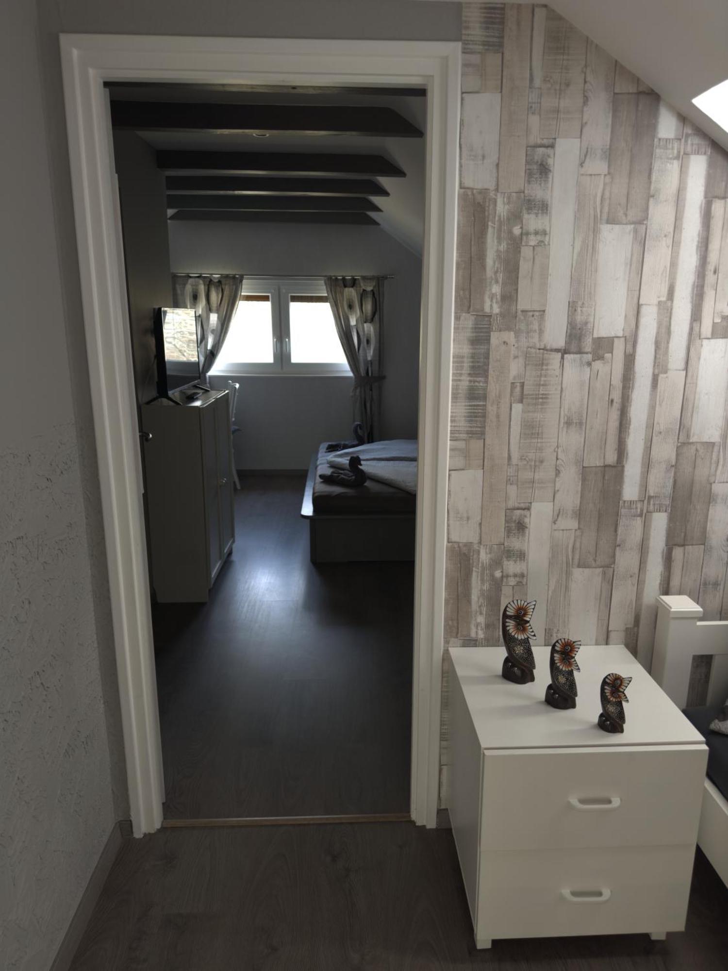 Rozsa Apartman Alsóörs Zimmer foto